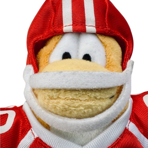 Disney Club Penguin Blue Soccer (F) S8 & Red Football S9 Players Plush Bundle - Picture 9 of 10